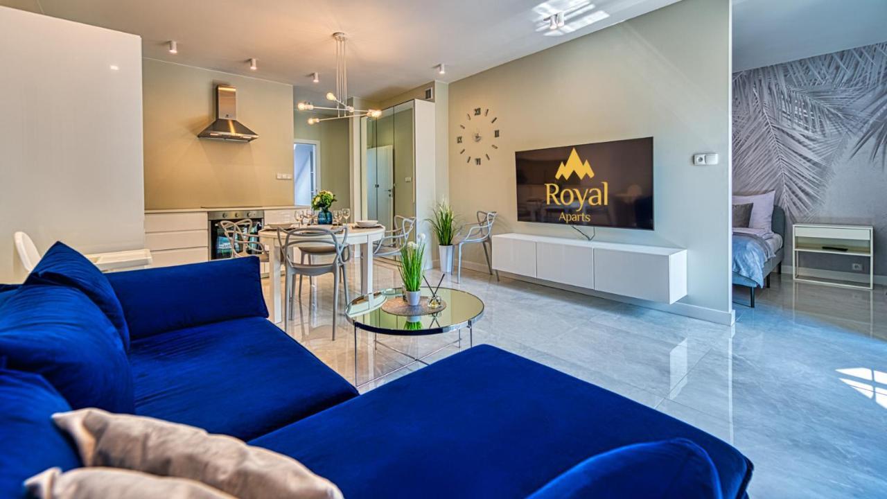 Apartamenty Centrum - Wyszynskiego 9 By Royal Aparts ชเวียราโดว์-สโดรยจ์ ภายนอก รูปภาพ