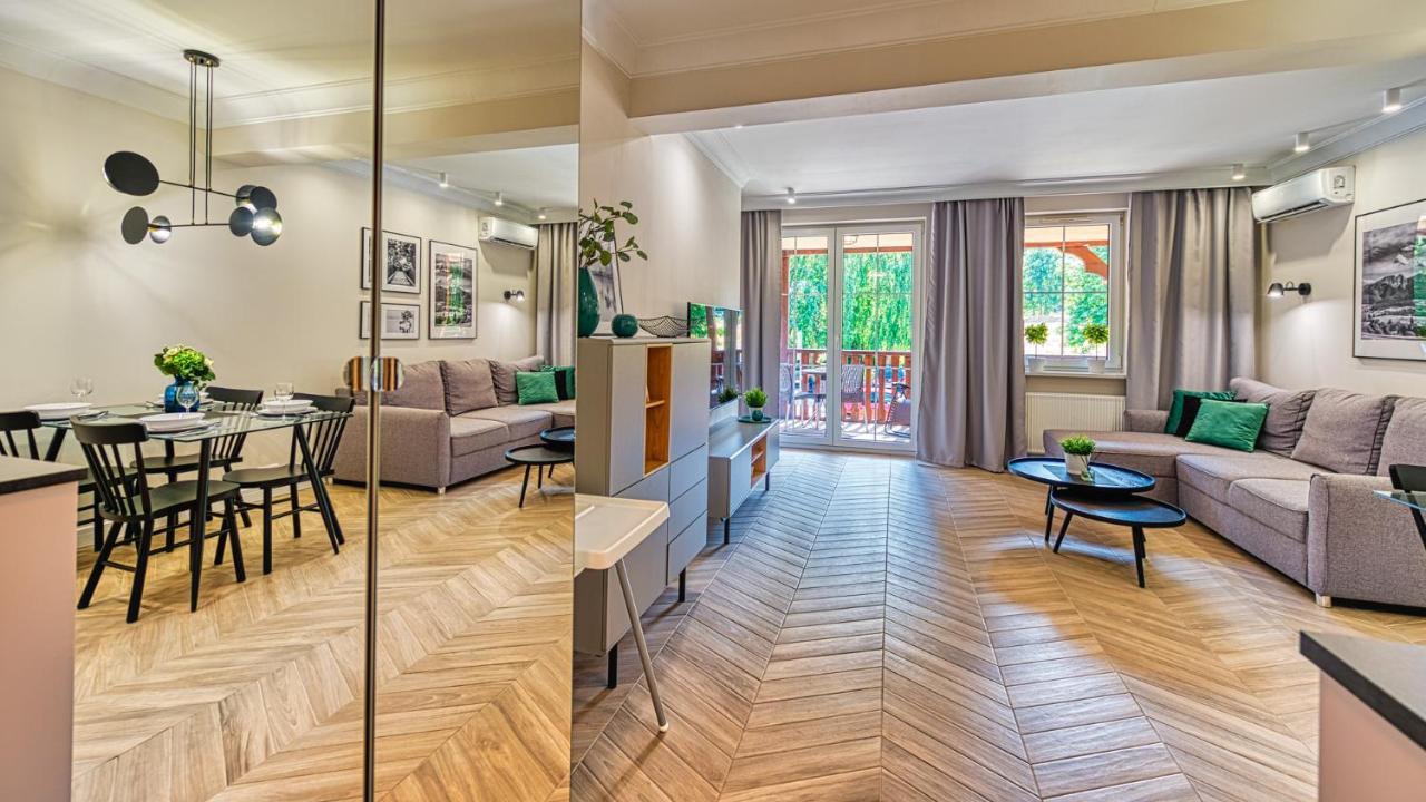 Apartamenty Centrum - Wyszynskiego 9 By Royal Aparts ชเวียราโดว์-สโดรยจ์ ภายนอก รูปภาพ