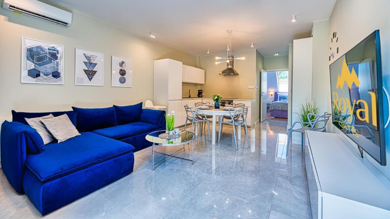 Apartamenty Centrum - Wyszynskiego 9 By Royal Aparts ชเวียราโดว์-สโดรยจ์ ภายนอก รูปภาพ