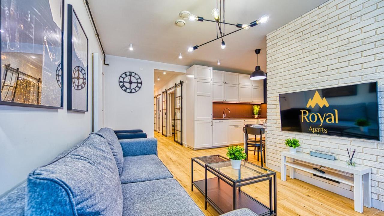 Apartamenty Centrum - Wyszynskiego 9 By Royal Aparts ชเวียราโดว์-สโดรยจ์ ภายนอก รูปภาพ