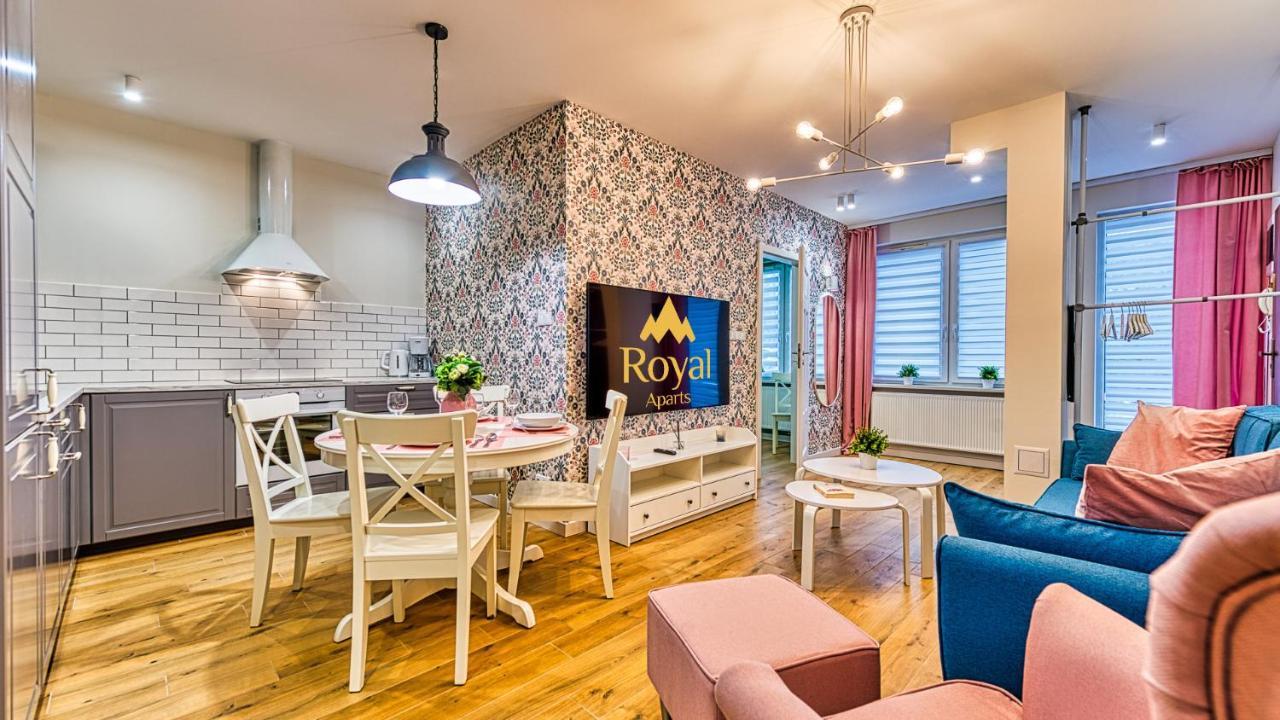 Apartamenty Centrum - Wyszynskiego 9 By Royal Aparts ชเวียราโดว์-สโดรยจ์ ภายนอก รูปภาพ